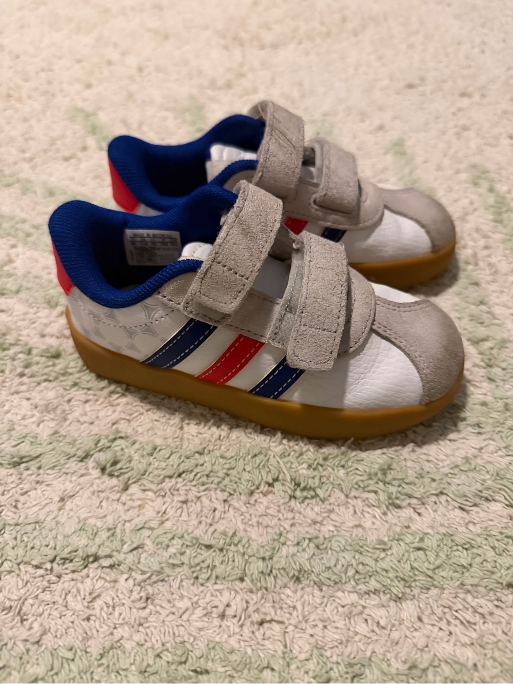 adidas Kids Velcro Sneakers in White, Blue & Red with Gum Sole